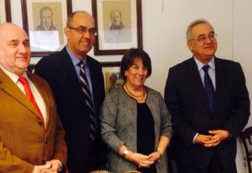 Delpiano estudiará incluirlos en gratuidad en 2016