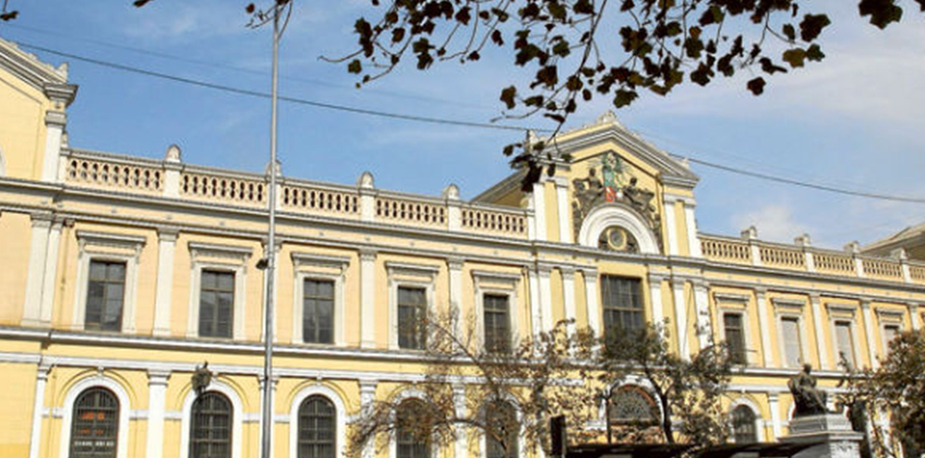 Gratuidad sin equidad ni calidad